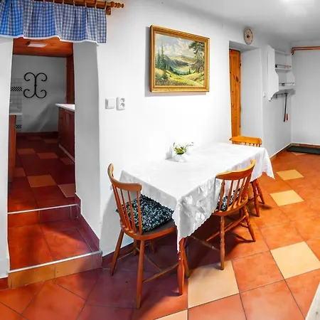 Na Chaloupce Apartment *